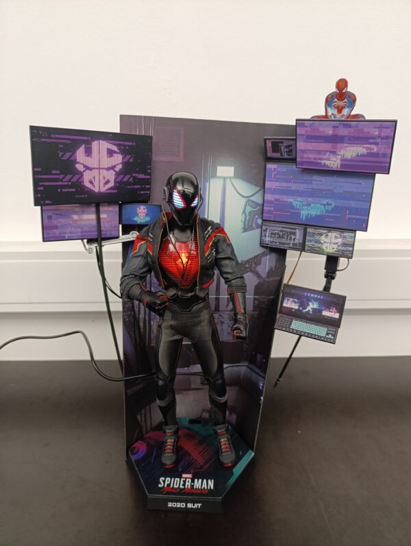 Hot Toys VGM49 Marvel's Spider-Man Miles Morales - Image 6