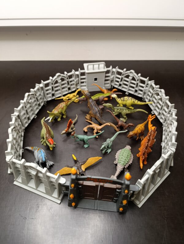 Lot de mini dinosaures Jurassic World