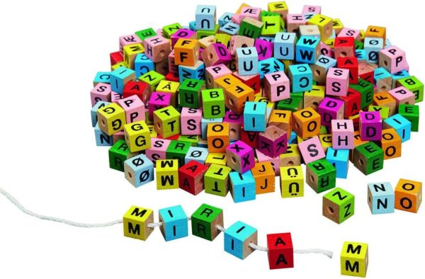 Assortiment de cubes lettres