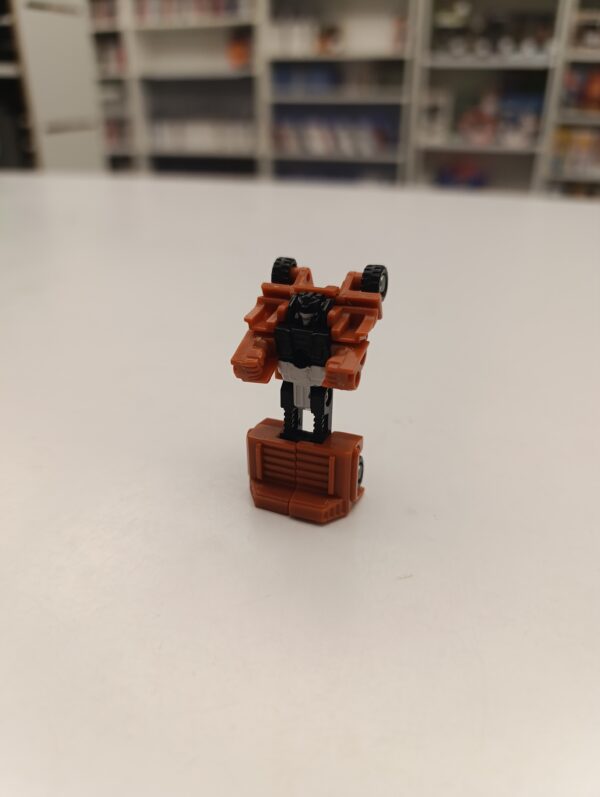 Micromasters Voiture brune – Image 2