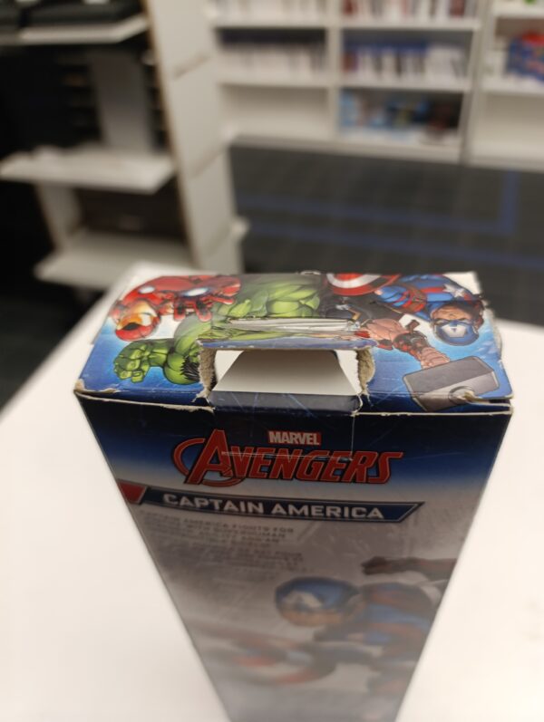 Titan Hero Series - Captain America – Image 2