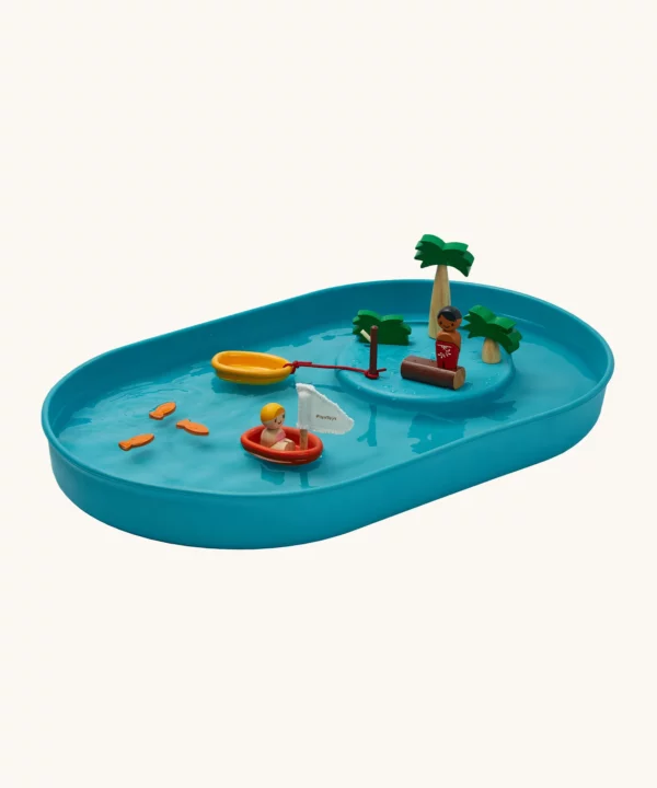 Plan d'eau avec îlot