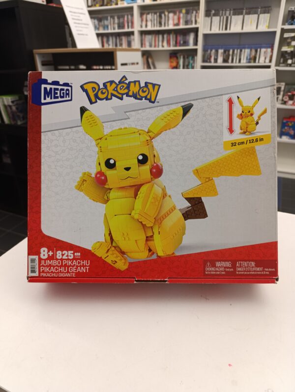 Pikachu Géant