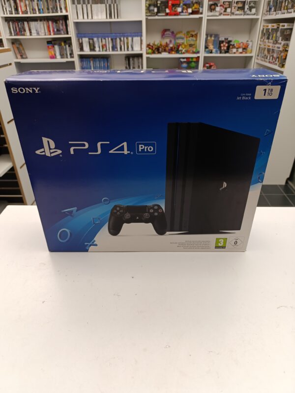 PS4 Pro noire en boîte