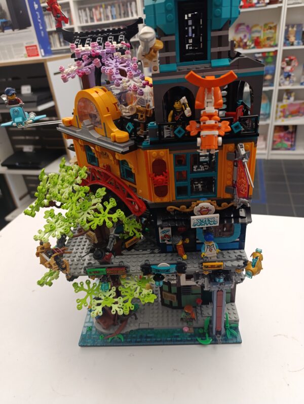 Les Jardins de la Ville Ninjago - 71741 – Image 7